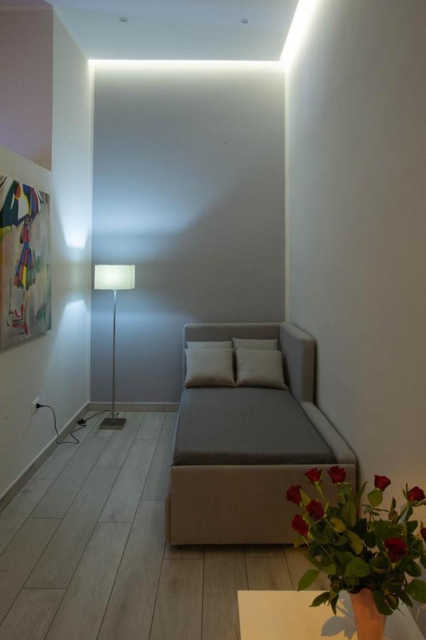 Royal Gardens Bed and Breakfast Caserta Buitenkant foto