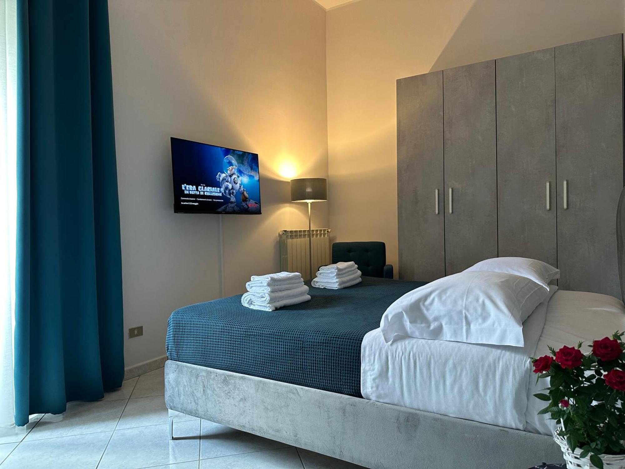 Royal Gardens Bed and Breakfast Caserta Buitenkant foto